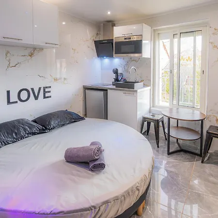 Appartement Le Topaze - & Jacuzzi